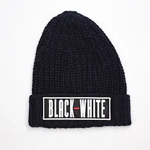 کلاه بافت آکرلیک لبه برگرد تکه دوزی Black-White