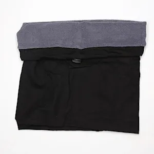 اسکارف پارچه ای داخل فوتر چاپی مرد سیگاری